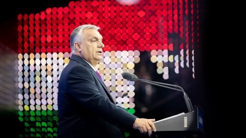 "Aki ellenünk szavaz, saját maga ellen szavaz" – Lázár János és Rogán Antal a Tranziton