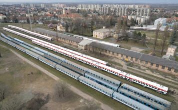 10 milliárd osztalékot húztak ki a krach előtt, a hitelezőknek most 40 milliárdjuk éghet el a Magyar Vagonban