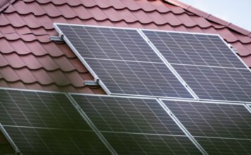 100 milliárdos pályázat: miért lehet jó, ha a napelem mellé energiatárolót is létesít a család?