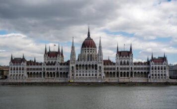 A magyar állam 16391 milliárd forint új adósság kibocsátására készül