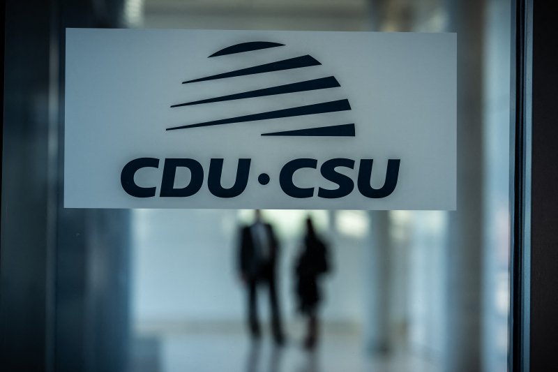 Bukdácsol a német nagykoalíció, amely a keménységet igazságosságként tálalja