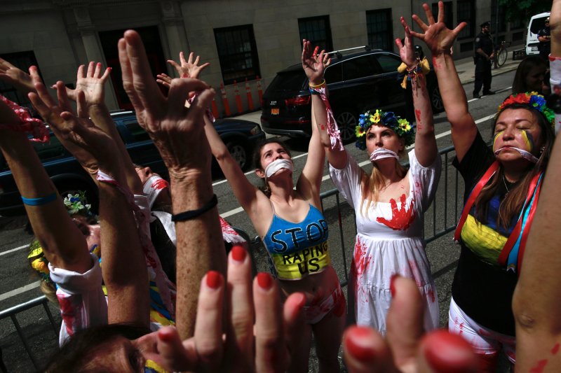 "Levetkőztettek, megkötöztek és zsákot húztak a fejemre. Ezt ők fogadásnak nevezték" – civil beszámoló az orosz fogságról