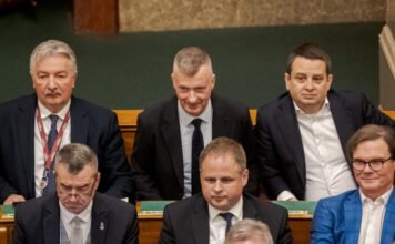Nagykorú lett Kubatov utolsó parlamenti felszólalása