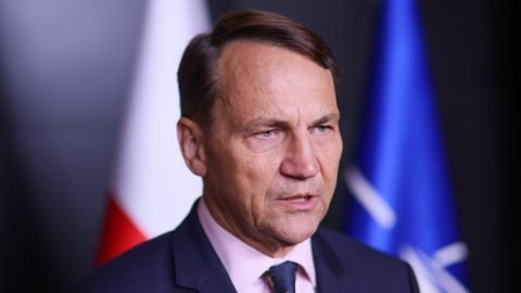 Nekiment a lengyel külügyminiszter Szijjártónak