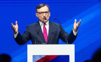 A körözött volt lengyel igazságügyi miniszter Magyar Péternek: Nem én vagyok a probléma, hanem az olyan emberek, mint ön és Donald Tusk