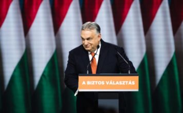 Döntött a kormány: 180 milliárd jut az ingyenpénzre