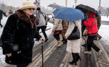 Hamarosan sok milliárd forint indul útnak Magyarországon – ők kapják meg egyben a 13. és a 14. havi nyugdíjat