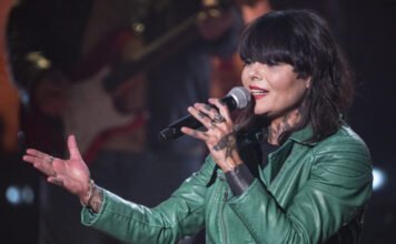 Oláh Ibolya keményen üzenetet küldött Lázár Jánosnak