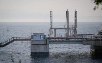 A horvátok nem engednék át az orosz nyersolajat