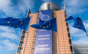 Applikációval lépne fel az Európai Unió az internetes zaklatás ellen