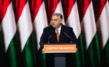 Az Európai Bizottság is elemzi a kormány rendeletét, amelyben leállítana egy pert Budapesttel szemben