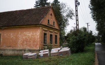 Befuccsolt a kormány nyugdíjasokat célzó otthonfelújítási programja