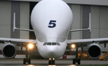 BelugaST 5: utoljára emelkedett a magasba a bizarr külsejű repülőgép