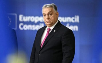 Brüsszelben bekészítették a fegyvert Orbán leszerelésére