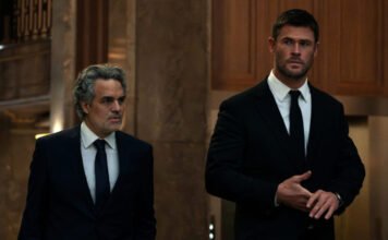Chris Hemsworth és Mark Ruffalo maguk mögött hagyták a Marvel-univerzumot, hogy egymást kergessék a bűnös Los Angelesben