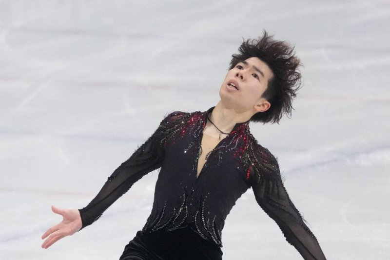 D&ouml;bbenet: Ilia Malinin k&eacute;tszer is esett, csak nyolcadik lett a bő k&eacute;t &eacute;ve veretlen műkorcsoly&aacute;z&oacute;