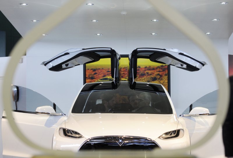 Ennyi volt: a Tesla le&aacute;ll&iacute;tja k&eacute;t n&eacute;pszerű modell gy&aacute;rt&aacute;s&aacute;t