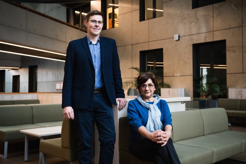 Hal&aacute;lt k&eacute;rtek a t&uacute;ri roma gyilkosaira