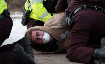 Kivonul Minnesotából az ICE, miután az ügynökeik megöltek két amerikai állampolgárt