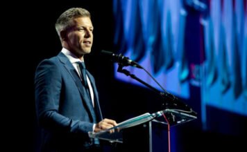 Magyar Péter elmondta, mi lehet a szobában, ami a Radnai Márk nevét viselő weboldlaon látható