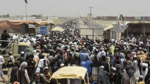 Mi&eacute;rt k&ouml;lt&ouml;znek n&eacute;metek Oroszorsz&aacute;gba?