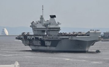 Nagy-Britannia flottát telepít az Atlanti-óceánra
