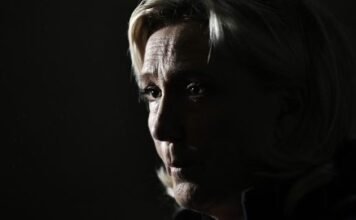 Négy év börtönt kér az ügyészség Marine Le Penre