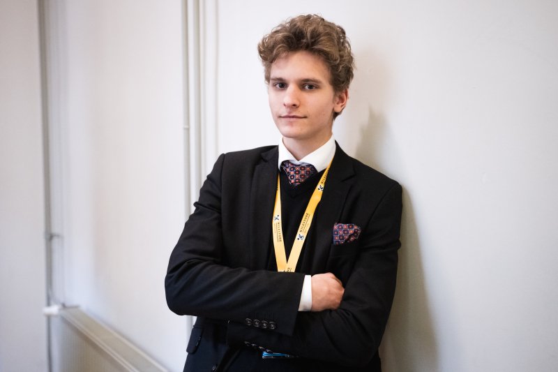 "Nem k&ouml;z&ouml;ny&ouml;s gener&aacute;ci&oacute;: a Z-k &eacute;s az Alf&aacute;k igenis tenni akarnak a k&ouml;z&ouml;ss&eacute;g&uuml;k&eacute;rt"