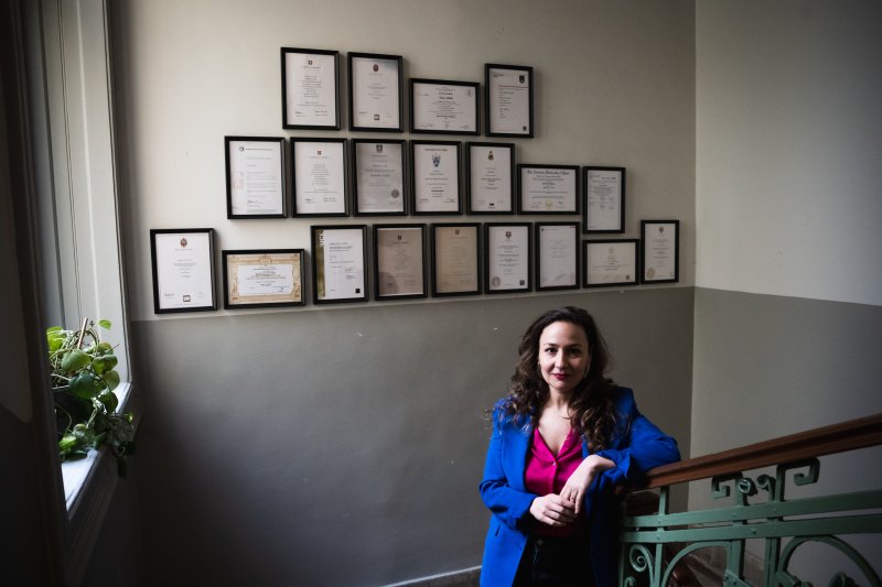 "Nem k&ouml;z&ouml;ny&ouml;s gener&aacute;ci&oacute;: a Z-k &eacute;s az Alf&aacute;k igenis tenni akarnak a k&ouml;z&ouml;ss&eacute;g&uuml;k&eacute;rt"