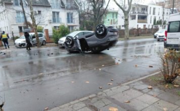 Rosszul lett vezetés közben, felborult a szegedi edző