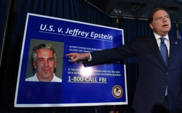 Saját Wikipédiát csináltak az Epstein-akták alapján