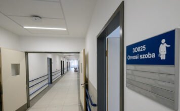 Szigor: péntektől nem fogad látogatókat ez a magyar kórház