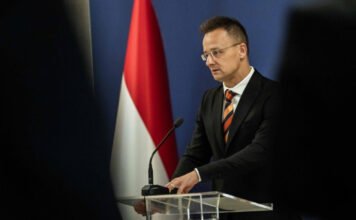 Szijjártó: Az „ukrán zsarolás” miatt épül új vezeték
