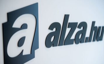 Szinte az összes boxot feltörték a tiszaújvárosi Alza automatában