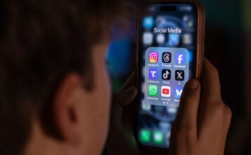 Szinte mindenért pénzt fog kérni a Facebook