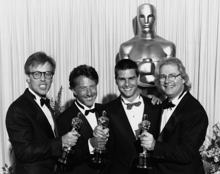 Tom Cruise &aacute;lomh&aacute;za: a szt&aacute;r menek&uuml;lőre fogta Londonb&oacute;l, nem akar t&ouml;bb&eacute; tolvajokba belefutni