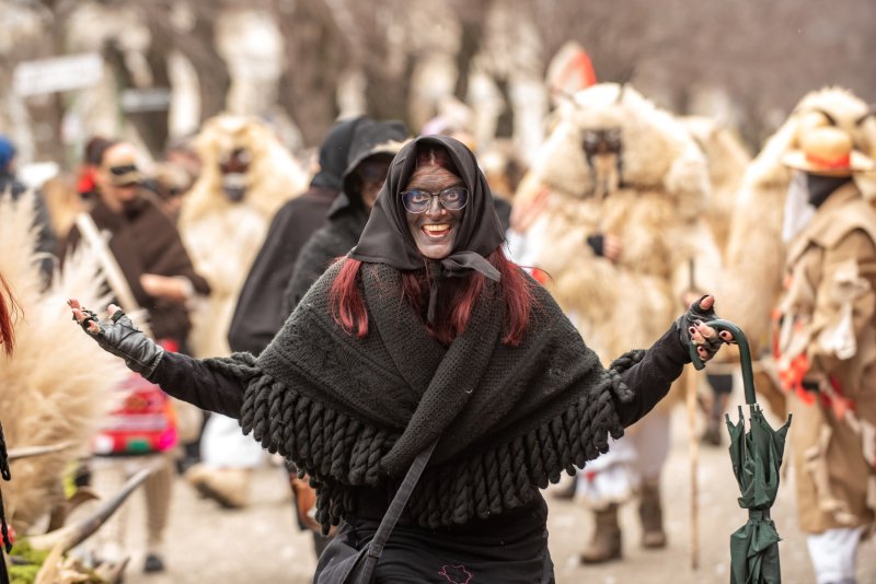 V&iacute;zre ker&uuml;lt a t&eacute;l kopors&oacute;ja Moh&aacute;cson, a bus&oacute;k nemsok&aacute;ra elűzik a hideget