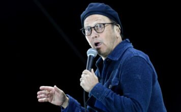 A Tökös csajjal szelfizett Hajdú Péter: a Millenárison bújtak össze