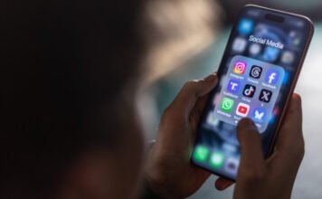 Ausztria is betiltaná a tizennégy év alattiak közösségi média-használatát