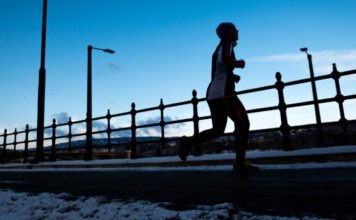 Az orvos szerint a dohányzásnál is károsabb a mozgáshiányos élet