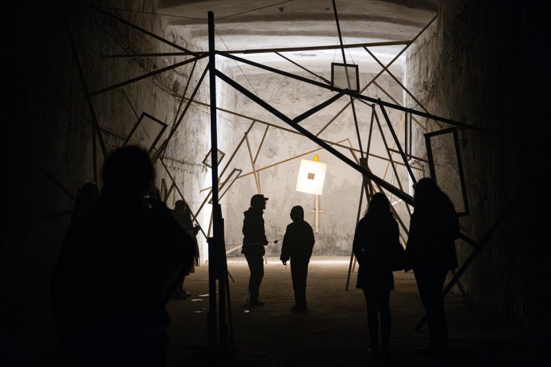 Barlangműv&eacute;szet &eacute;s fut&oacute;diszk&oacute; kelti &uacute;j &eacute;letre a kőb&aacute;nyai pincerendszert