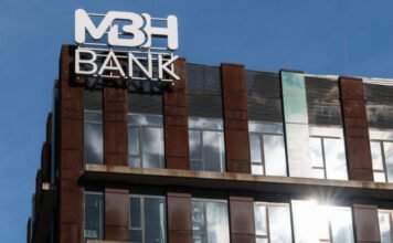 Bérfizetési baki: hiába utalta a cég a fizetéseket február 6-án, csak 12-én kapta meg a pénzét a dolgozók egy része