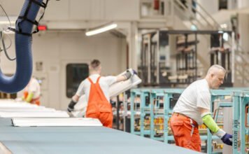 Bérmegállapodás a győri Audinál: hidegzuhany a dolgozóknak