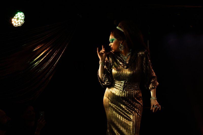 "Bevállalod a kockázatot, hogy nem mindenki lesz boldog attól, hogy te most itt nőnek öltözve sétálsz"