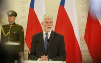 Cseh elnök: Szijjártó teljesen megbízhatatlan