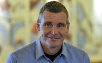 Darnyi Tamás: Sokkal jobban kellett volna úsznom, bár így is világcsúcs lett