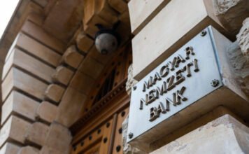 Döntöttek az alapkamatról Varga Mihályék