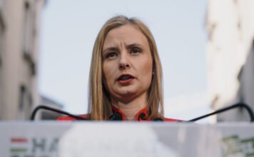 Dúró Dóra cáfolta, hogy visszalépnek a jelöltjeik