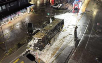 Egy utas felgyújtott egy buszt Svájcban, legalább hatan meghaltak