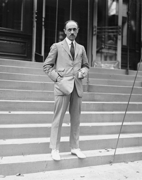 Ez&eacute;rt bukott meg Teleki P&aacute;l korm&aacute;nya?